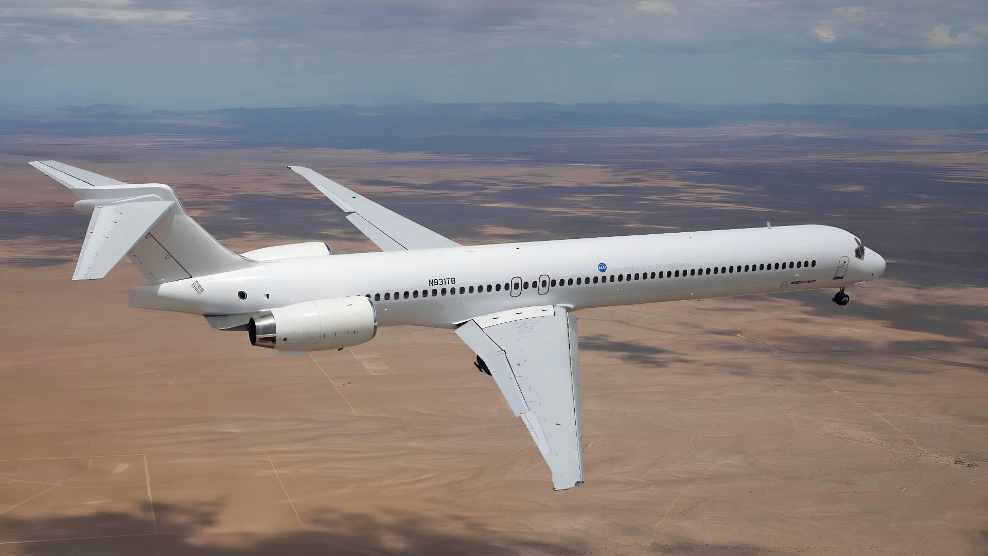 Boeing Flies MD-90 To X-66A Conversion Site