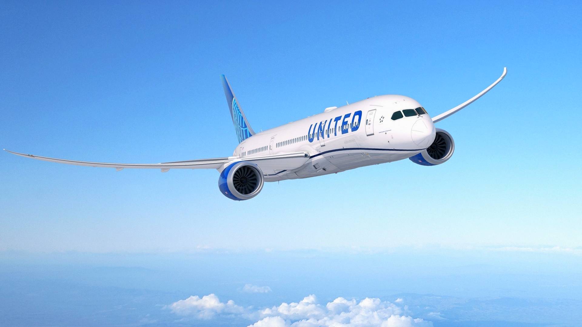 United Orders 110 More Boeing and Airbus Aircraft