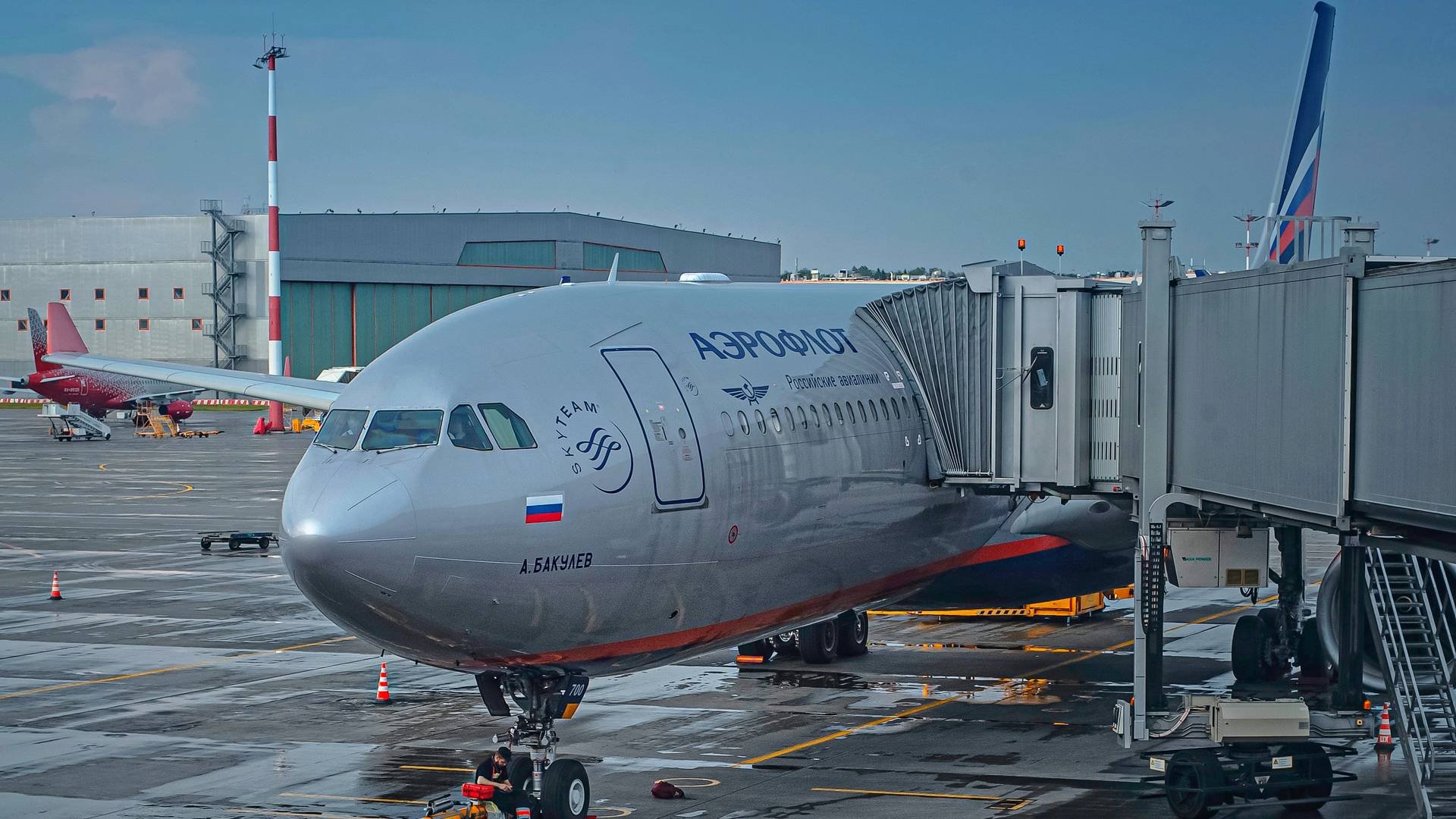 Lessor SMBC Settles With Insurer Over Aeroflot Aircraft