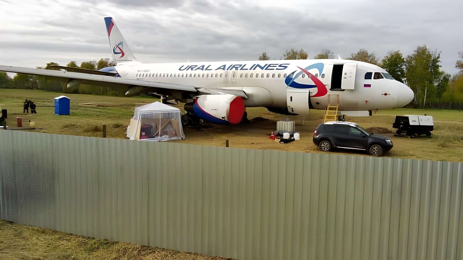 Ural Airlines A320 – Still Stuck, But Maybe Not For Long?