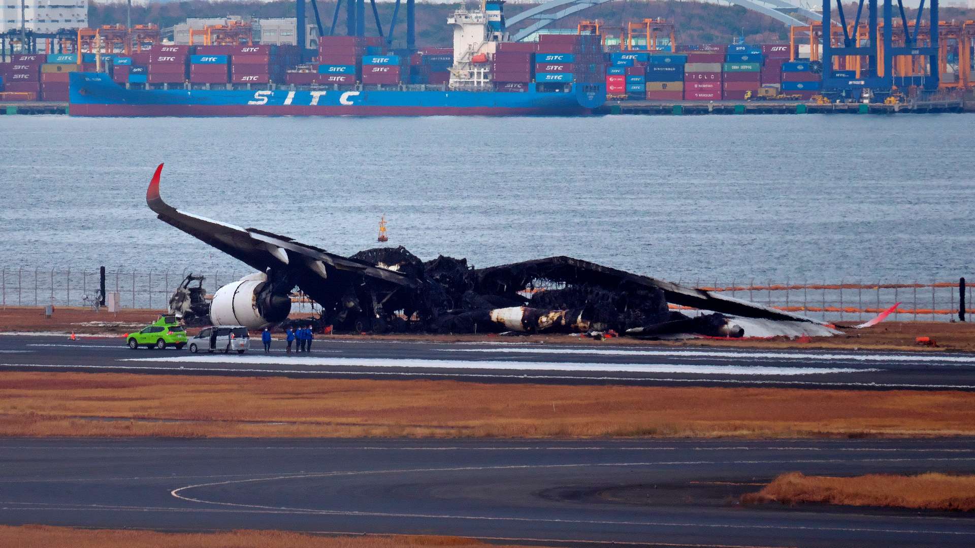 JAL Flight 516 Tokyo Crash: Some Early ATC-Related Lessons?