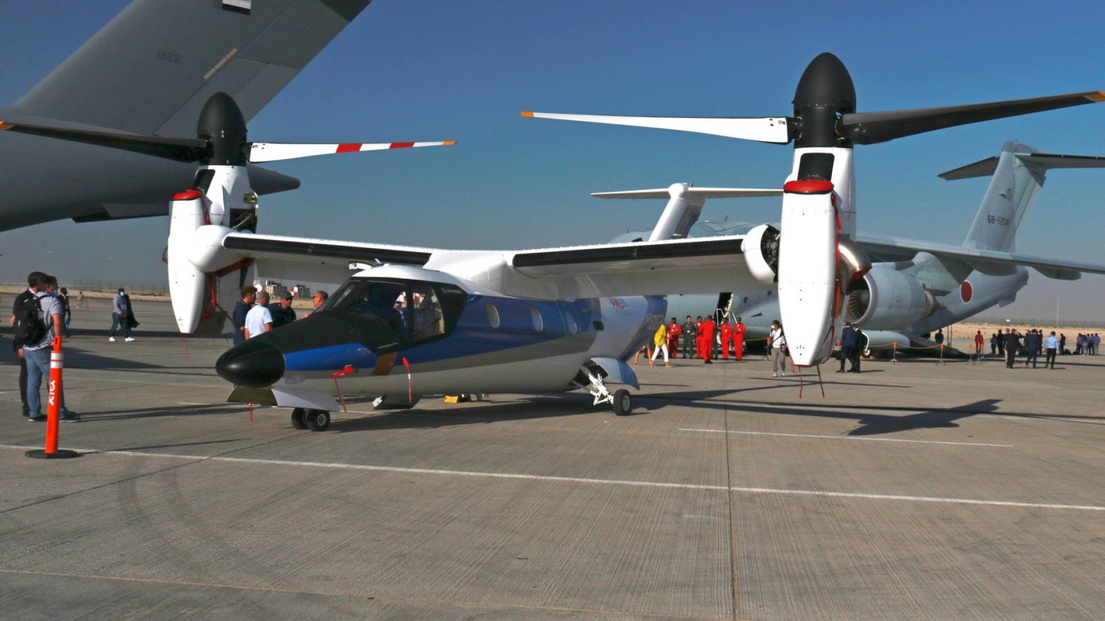 Slow 787 Production Forces 4-Month Shutdown In Italian Plant - Mentour ...