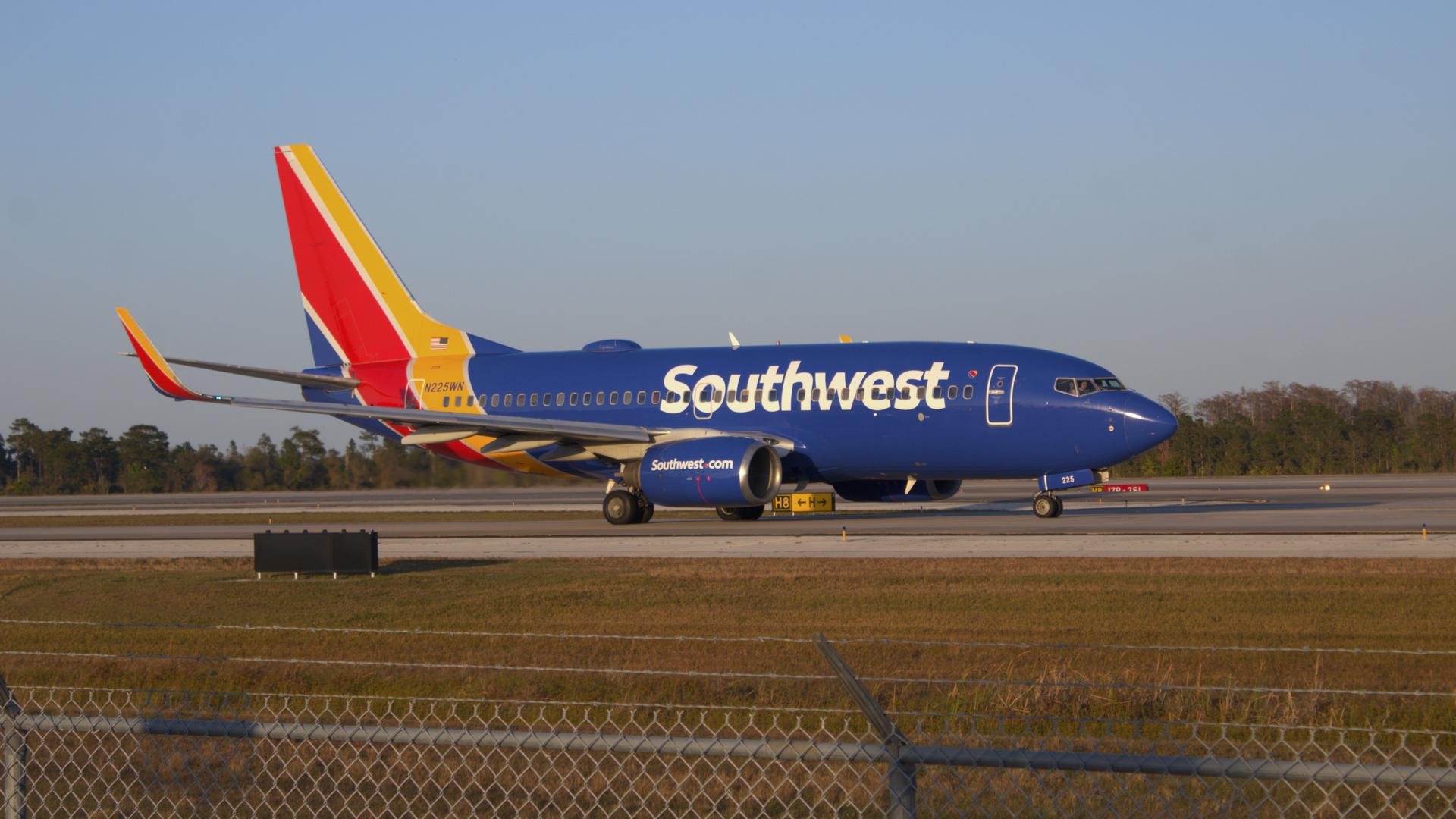 INCIDENT: Alaska, Southwest Have Close Call In Nashville