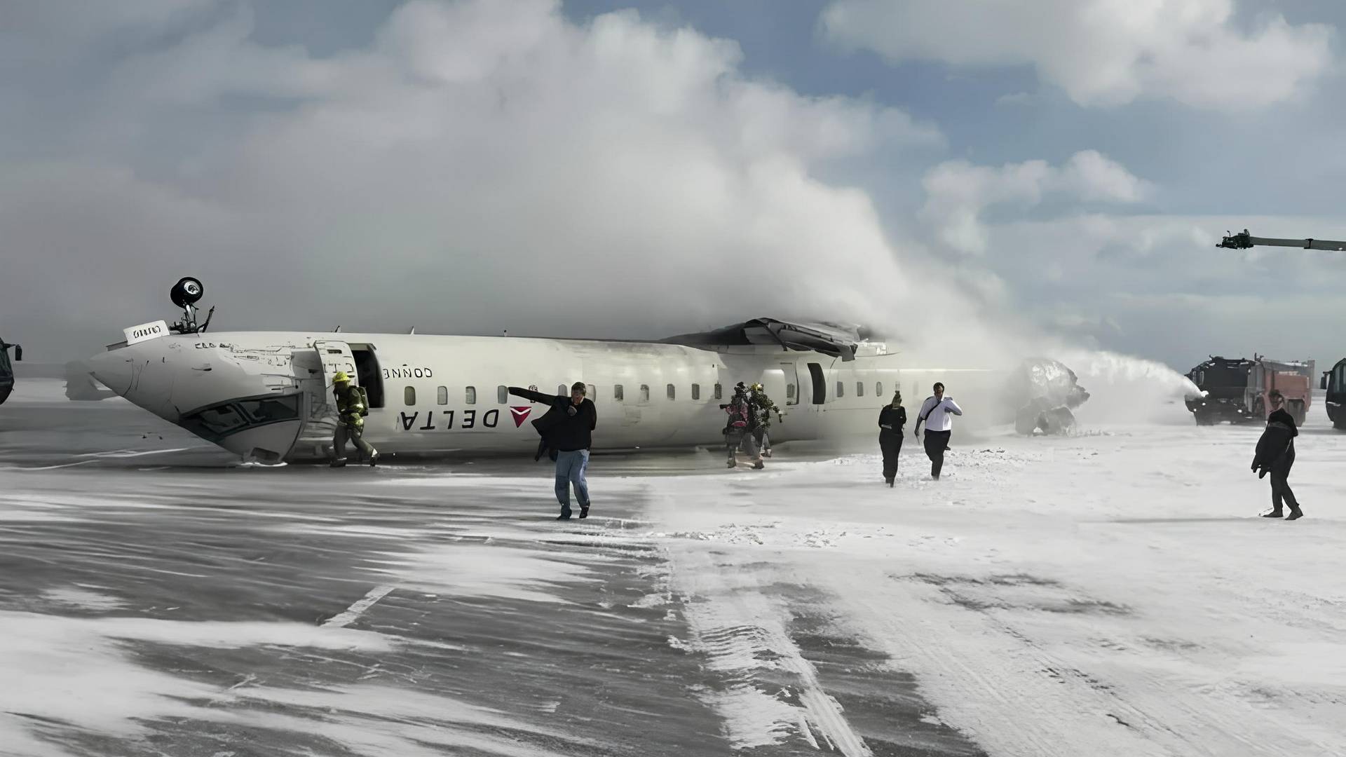 ACCIDENT: Delta Connection CRJ-900 Rolls Inverted On Landing!