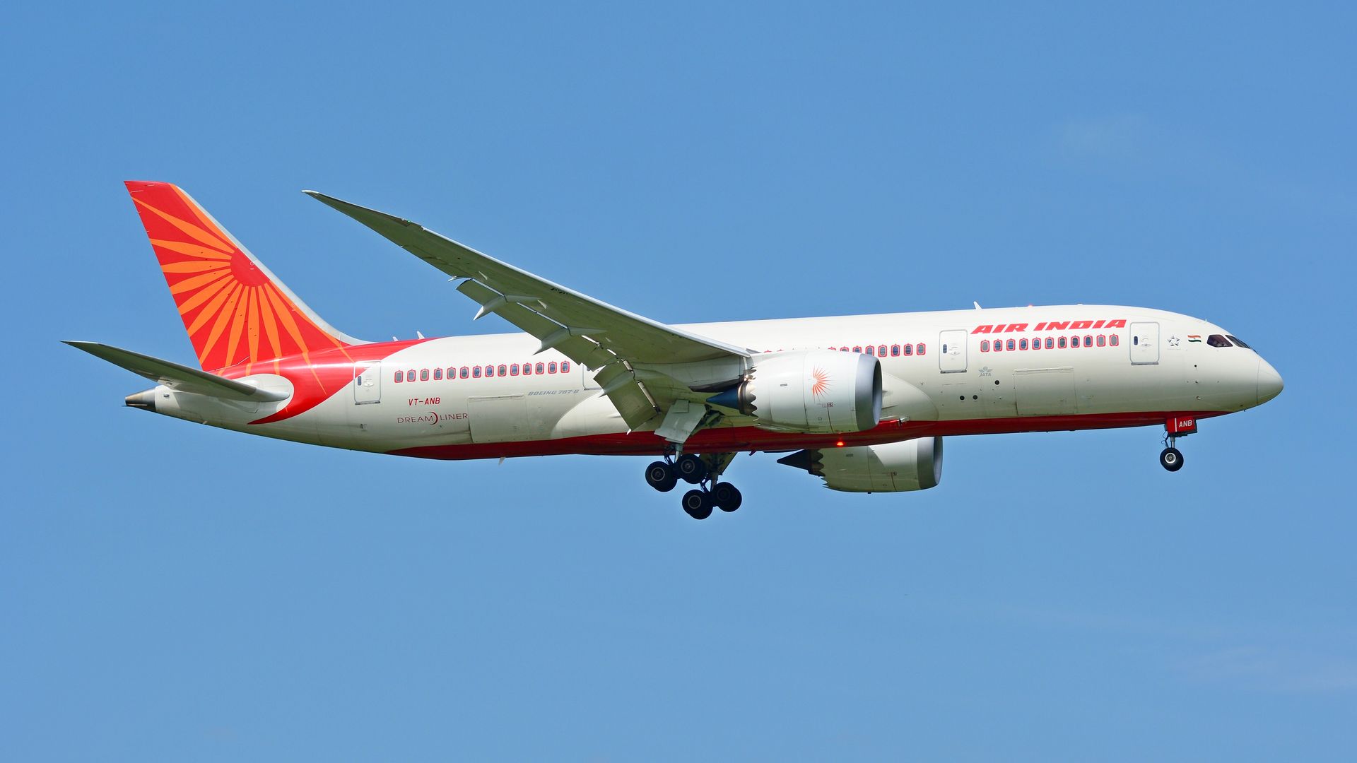CRASH: Air India 787 Impacts Ground After Takeoff